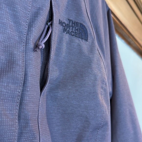 The North Face INLUX insulated snow jacket sz S - Picture 3 of 12